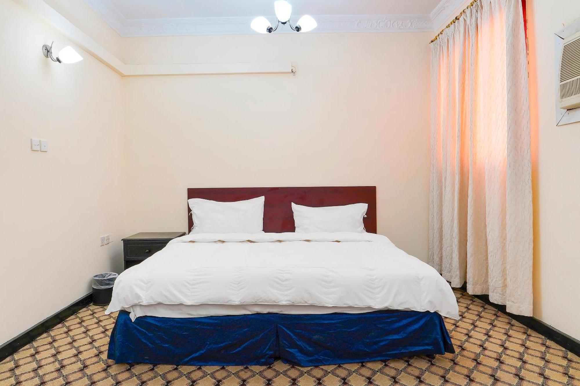 Oyo 124 Al Salam Palace Hotel マナーマ エクステリア 写真